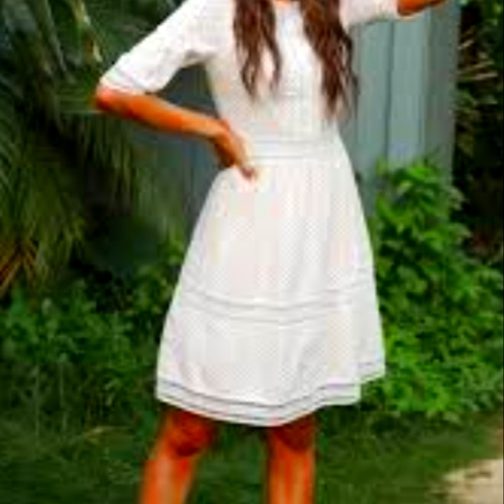 Dress - Picture 3 of 4